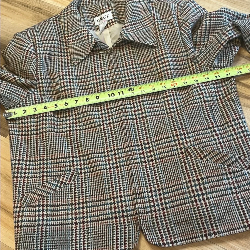 Gray 100% wool Checkered Blazer by Graff
